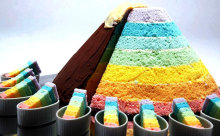 山ガール必食！「山の日」がテーマのカラフルなレインボーケーキが限定発売