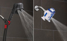 『スター・ウォーズ』ファン必見☆ダースベイダー＆R2-D2のシャワーヘッドがインパクト大！