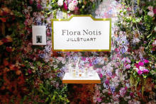 ジルスチュアートの新ライフスタイルブランド「Flora Notis」のアイテム紹介！異なる香りの重ねづけも楽しめます♡