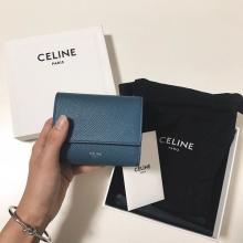 「ミニ財布」好きにすすめたい。“セリーヌ”のミニ財布は上品なうえにカラーやデザインも素敵すぎるんです