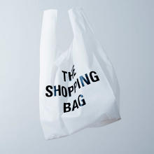 レジ袋モチーフのエコバッグに横浜カラーのTシャツ。6月24日オープン“ザ・ショップ ヨコハマ”の限定品を紹介