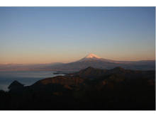 「伊豆の国パノラマパーク」で富士の絶景を！元旦は朝5時から初日の出運行