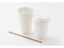 プラスチック削減を目指し、「ベジテリア」5店舗のカップ・フタ・ストローが紙製に