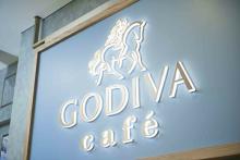 国内初「GODIVA café」の夏メニューをチェック。オレンジ×カカオのドリンク、新作スイーツも仲間入り