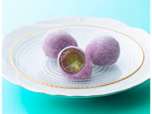 「陸乃宝珠」に岡山県産ピオーネが新登場！清水白桃を贅沢に使用したパフェも発売中
