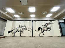 期間限定！AITO KITAZAKI氏の巨大屏風アート『一双ノ馬鹿』を札幌で展示中