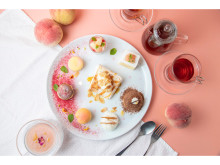 夏のフルーツの代表格“桃”を使用！専属パティシエが作るスイーツメニュー発売中