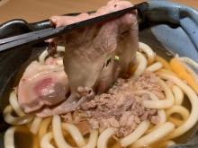 出汁とお肉にこだわった“選べる麺”の専門店「肉麺まる9」が難波にオープン！