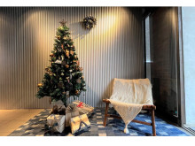 「アンカーホテル福山」に地元ものづくり企業の技を集結したクリスマスツリーが登場！