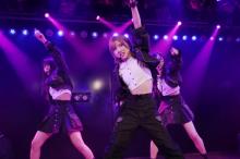 AKB48劇場オープン16周年公演　二本柱に16本目のテープ「走り続けていきたい」