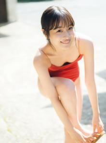 新進女優・上大迫祐希、人生初グラビアでビキニ解禁　全力で楽しむ爽やか笑顔＆フレッシュBODY