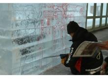 「札幌パークホテル」がミュンヘン市・新市庁舎シンボル模様の氷像を制作し展示中！