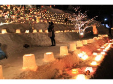 新潟県上越市にて、山里に灯る柔らかな雪あかりを楽しめる「灯の回廊」が開催