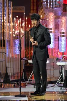 『第45回日本アカデミー賞』最優秀主演男優賞は西島秀俊「日本映画のために身を捧げたい」