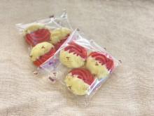 エコール 辻󠄀 東京が市立中学校3校に「お祝いクッキー」を提供！