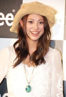 モデル・土屋巴瑞季、昨年5月に結婚していた　両親が披露宴行った会場で挙式「一生の宝物に」
