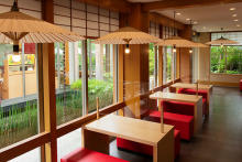 もちもち食感と食べ応えがたまりません…。京都・清水寺門前にある「大わらび餅」を、あつ～い夏に食べてみたい