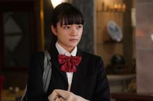 デビュー作で新人賞・服部樹咲が月9出演決定　初の地上波テレビドラマで「気合いを入れてがんばりました」