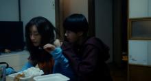 松本まりか、息子を拒絶する母親の“闇”を熱演　映画『ぜんぶ、ボクのせい』本編映像