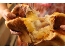「ル・ミトロン 食パン」に秋の味覚を楽しめる「スイートポテトベーコン食パン」登場