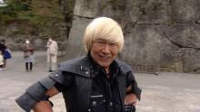 76歳の串田アキラ『キン肉マン』の“聖地”を巡礼　千鳥が爆笑のボタンラッシュに
