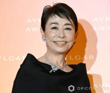 安藤優子、実母の“顔出し”振り袖ショット公開「なんとなく似ている」「綺麗で上品なお母様ですね」