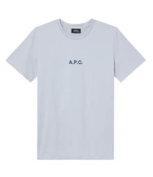 「A.P.C.」ロゴTシャツに路面店限定カラーが登場！絶妙な“ニュアンスカラー”でおしゃれ上級者を狙ってみない？