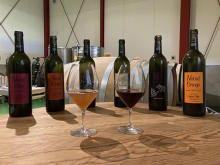 共生社会の実現を目指す山梨県甲州市のワイナリーが、ナチュラルワイン3種を新発売