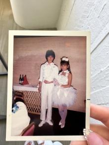 中川翔子、両親の結婚式写真に興奮　「絵になる美男美女！」「しょこたんにそっくり」と大反響