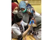 Smart Eye Camera、インドネシアで医療機器登録。 iPhoneに取り付け眼科診察を可能に