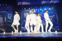 “NCT最後のチーム”NCT WISH、東京ドームでデビュー　デビュー曲「WISH」や大先輩・SUPER JUNIORとコラボなど堂々4曲披露