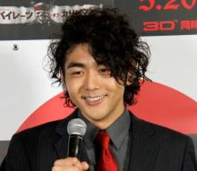 日本人俳優が“アジア人差別”に言及　「僕だけがポスターから消された」過去のトラウマ