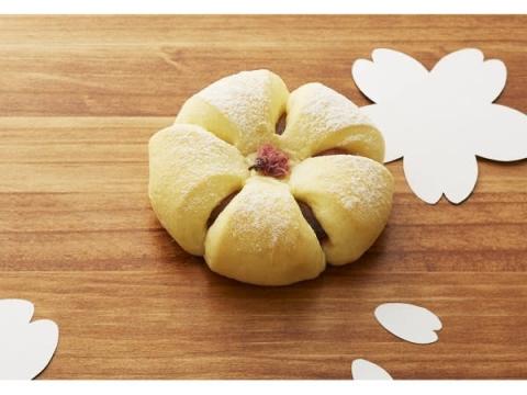 桜の葉・桜あん・桜の花びらを使用！「ベーカリーファクトリー」“春”のパン