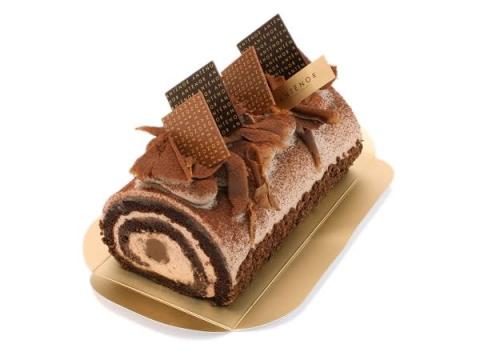 「アンテノール」芦屋大丸店がリニューアル！限定チョコレートケーキを販売