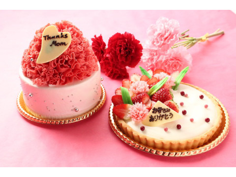 ピンクのカーネーションがモチーフ！“母の日”限定ケーキ2種が新発売