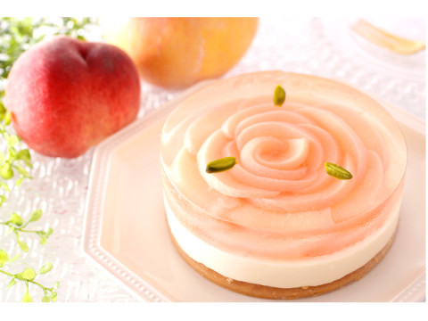 アンテノールにて“夏の桃フェスタ”開催！桃を使った多彩なケーキが期間限定で登場