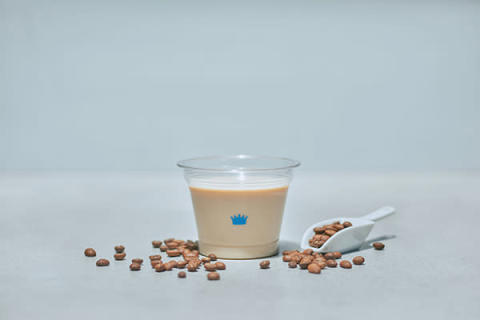 ミルクスタンド「武蔵野デーリー CRAFT MILK STAND」の「ミルク出しコーヒー」