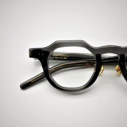 眼鏡ブランド「Filton」のフレーム部分