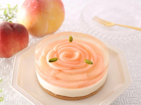 アンテノールが旬を味わう「夏の桃フェスタ」を開催！店舗限定で夏いちごのタルトも
