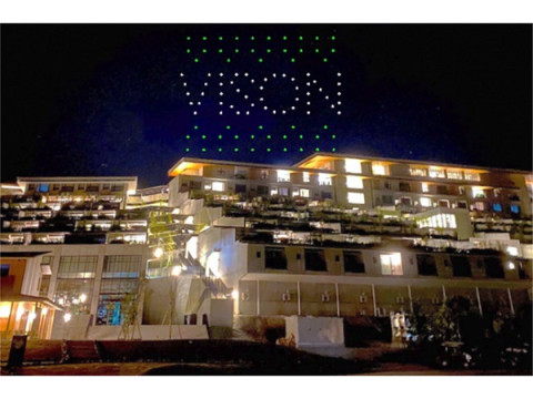 ドローンが夜空を彩る！1周年記念「VISON SUMMER NIGHT DRONE SHOW」開催