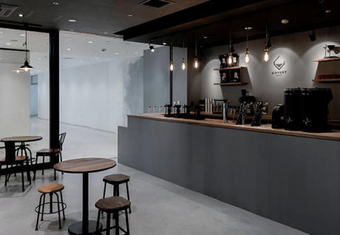 新宿に新しくオープンするシングルオリジンコーヒー専門店「COVERT COFFEE」の店内
