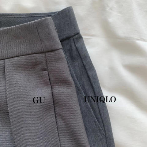 UNIQLO「タックワイドパンツ（丈標準）」とGU「インタックワイドパンツ（丈標準）」のグレーのMサイズ。