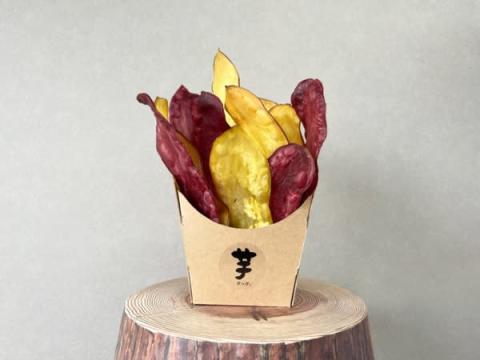 極蜜熟成焼き芋専門店「芋ぴっぴ。」から、「黄色と紫のパリパリ芋チップ」が新登場！