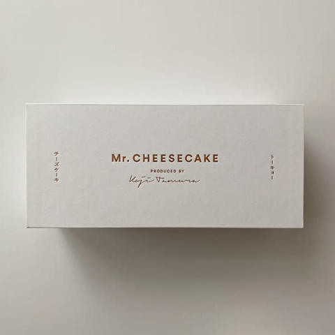 「Mr. CHEESECAKE BBB（ミスターチーズケーキ ベリーベリーベリー）」のパッケージ