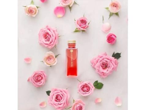 玖島ローズが、ローズシロップ「3種のバラのブレンド 香るバラのしずく」を限定発売