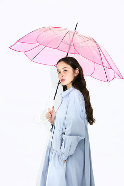 「because」の「Clear Umbrella Floral Bouquet」
