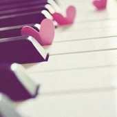 ピアノ習ってるひとぉ〜♪